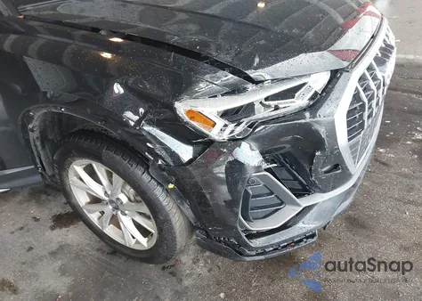 2024 Audi Q3 Premium 45 Tfsi S Line Quattro Tiptronic z USA, uszkodzony, nr VIN WA1DECF36R1115807